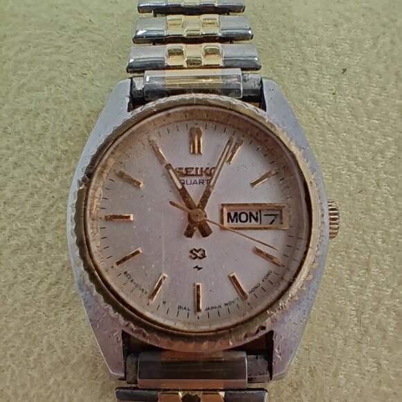 VTG Seiko SQ Watch Women 25mm White Dial Two Tone Daydate Round 8523-0059 NewBat - Picture 3 of 16